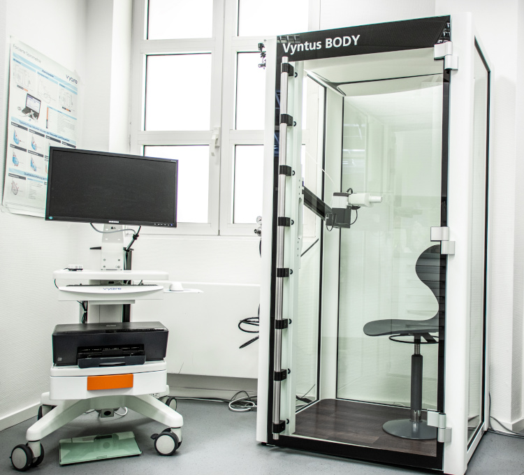 Das Team vor Bethanien Krankenhaus in 2026