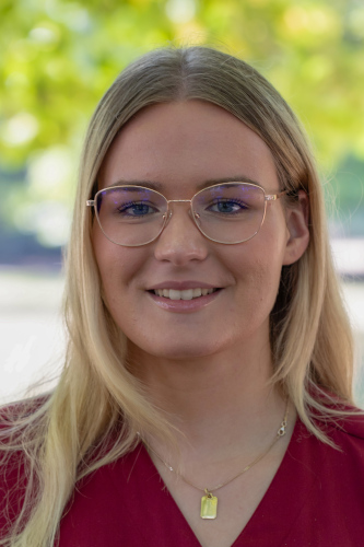 Laura Muth